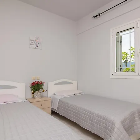 아파트 En Elladi 알리카나스