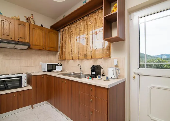 En Elladi Appartement